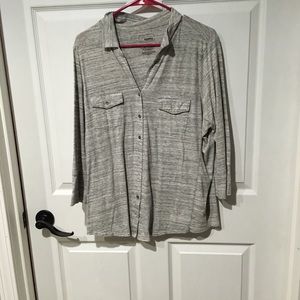Grey Mid length sleeve blouse.